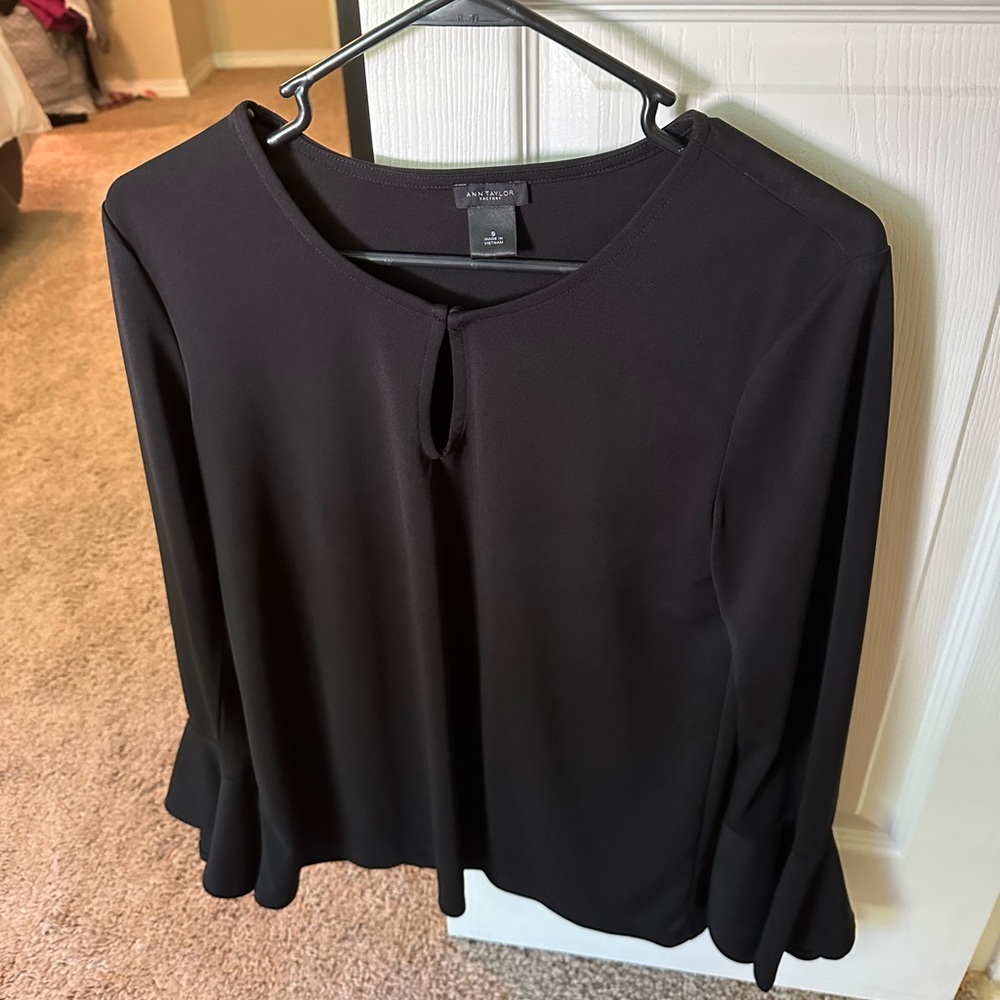 Ann Taylor black top size small
